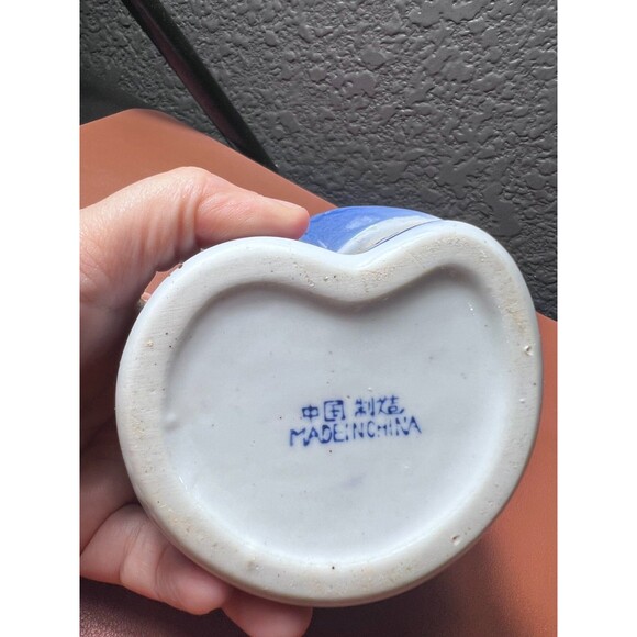 Vintage Ceramic Shell Trinket Box Blue Glazed with Floral Design Lid Coastal Dec - Picture 5 of 11